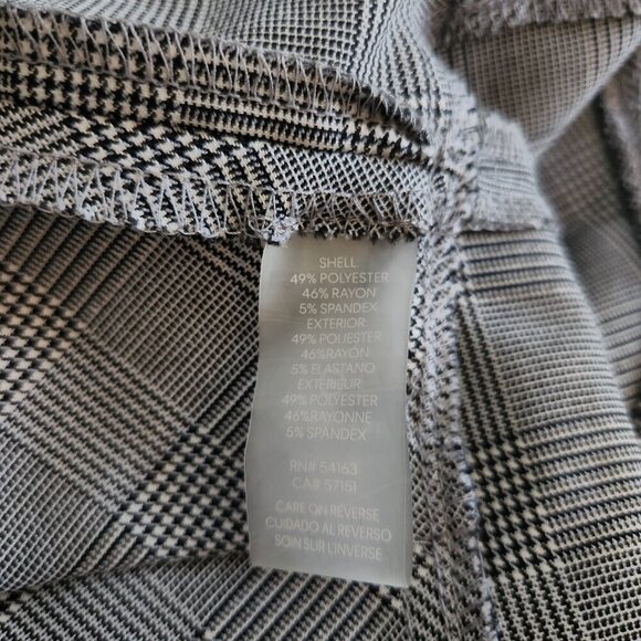 Calvin Klein Gray and White Plaid Bodycon Dress for Work, Size 10 - Picture 15 of 16